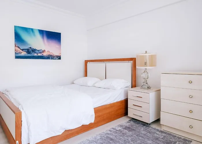 Charming Flat W Balcony Jacuzzi In Sisli